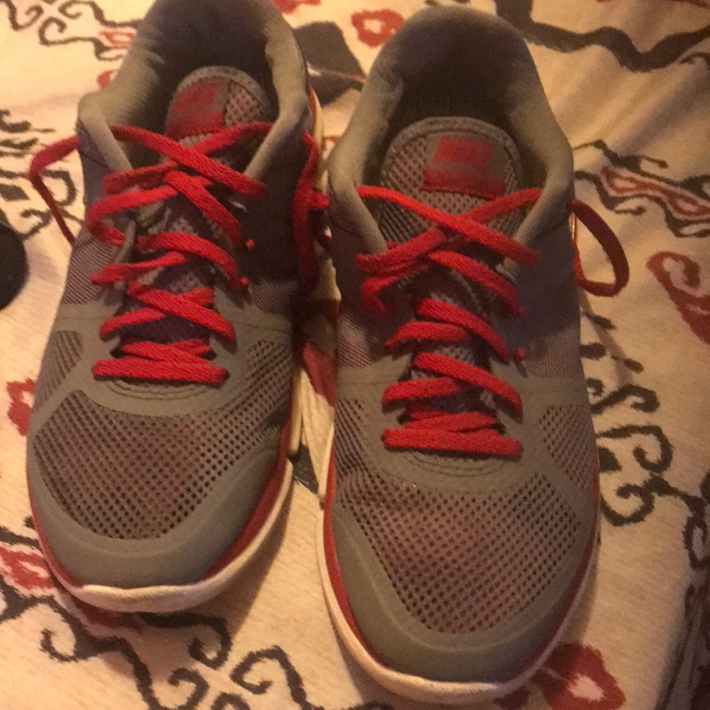 Nike men size 9